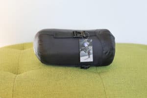 Alpin Loacker Sommerschlafsack eingepackt