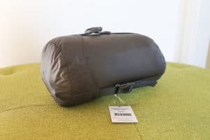 Alpin Loacker Sommerschlafsack eingepackt